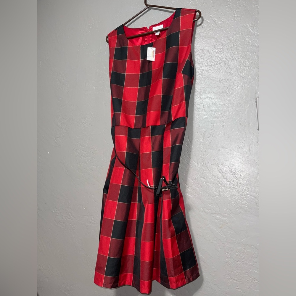 *SOLD* The Children’s Place Christmas Red And Black Plaid Girl Dress